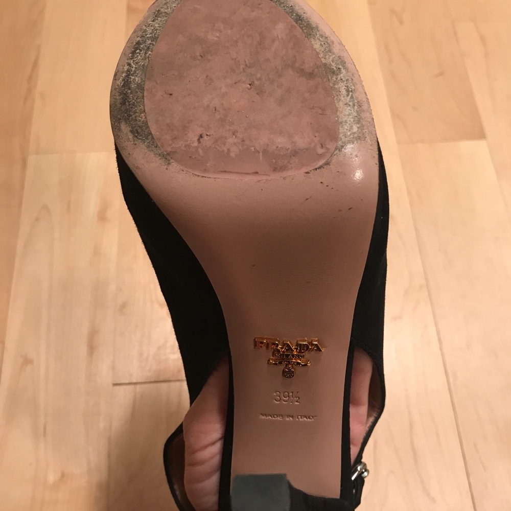 Authentic Prada suede high heels gently worn - Picture 5 of 8